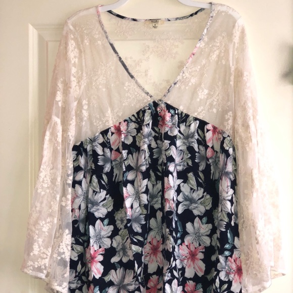 Kori Tunic - Picture 2 of 6